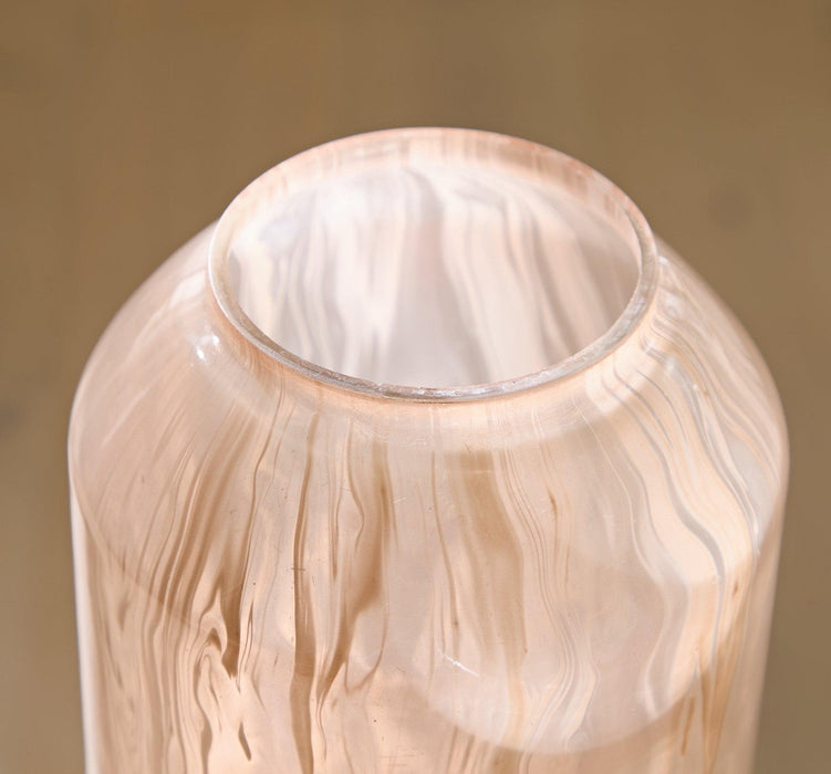 Dushby Vase - Faith Furniture (Manhattan, KS)