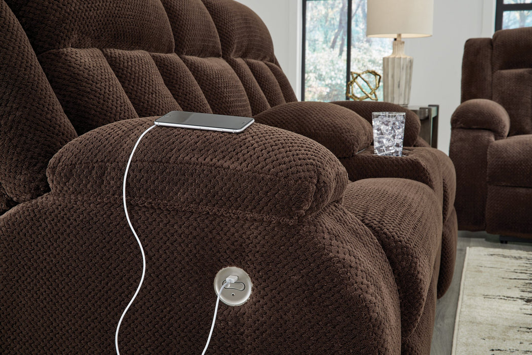 Observation Power Reclining Loveseat with Console - Faith Furniture (Manhattan, KS)