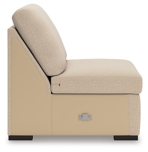 LadyMae Sectional with Chaise - Faith Furniture (Manhattan, KS)
