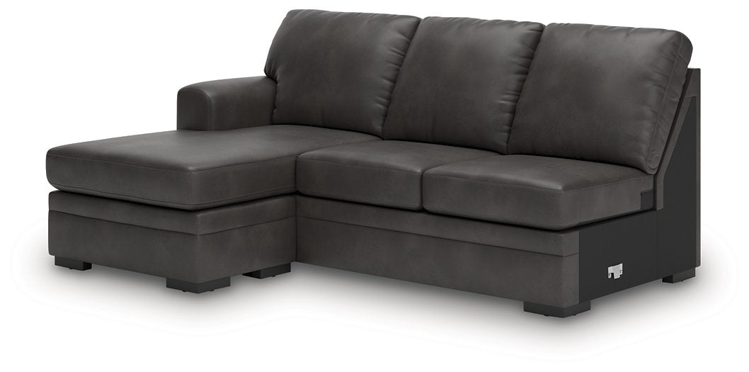Lofton-Pike Sectional with Chaise - Faith Furniture (Manhattan, KS)