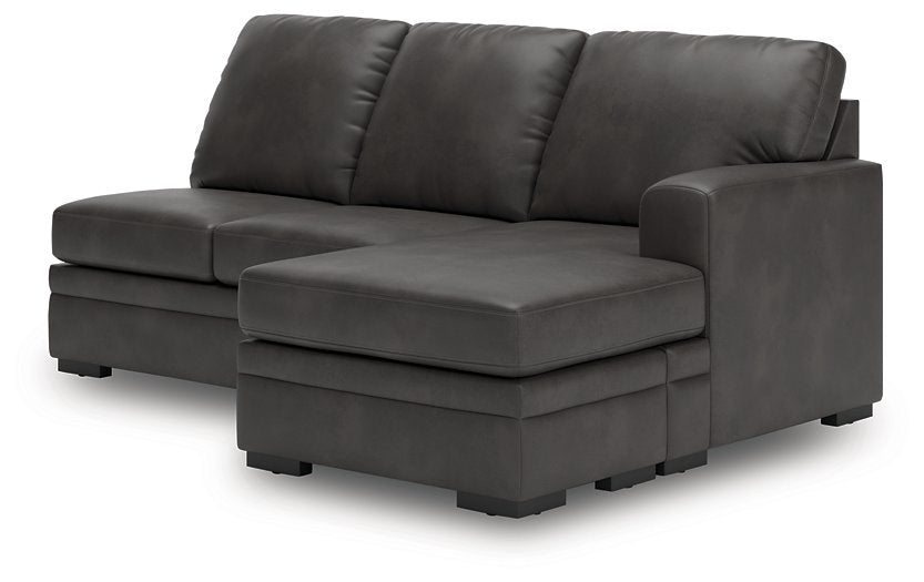 Lofton-Pike Sectional with Chaise - Faith Furniture (Manhattan, KS)