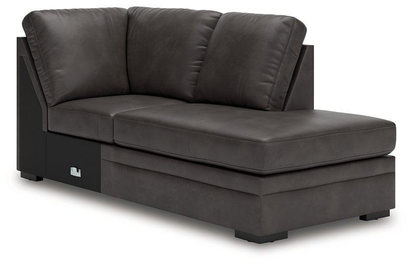 Lofton-Pike Sectional with Chaise - Faith Furniture (Manhattan, KS)