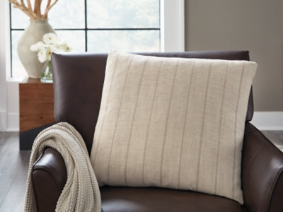 Valwick Pillow (Set of 4) - Faith Furniture (Manhattan, KS)