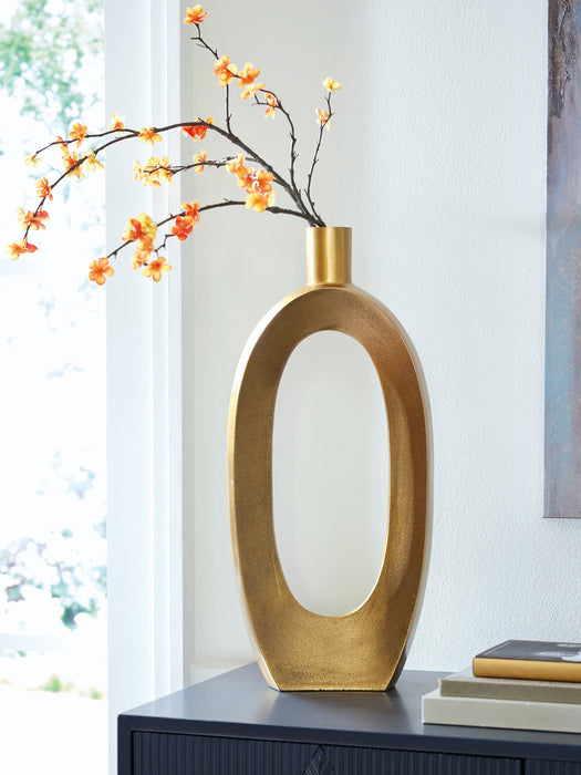 Lawtonville Vase - Faith Furniture (Manhattan, KS)