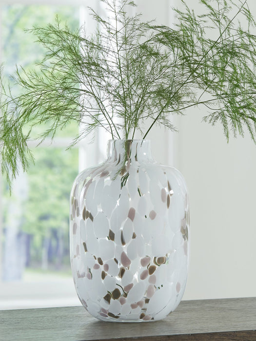 Keelton Vase - Faith Furniture (Manhattan, KS)