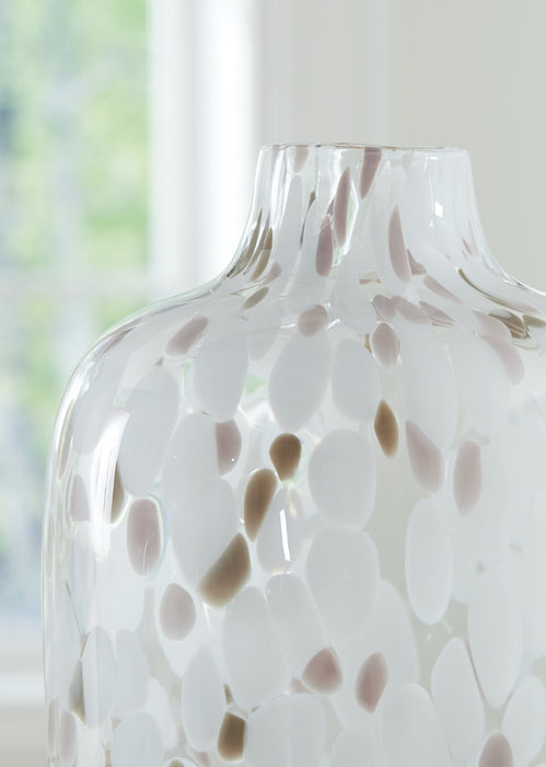 Keelton Vase - Faith Furniture (Manhattan, KS)