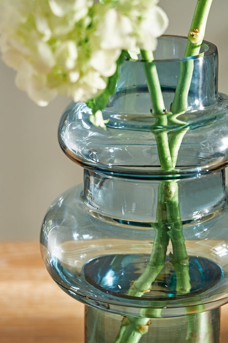 Vallmen Vase - Faith Furniture (Manhattan, KS)
