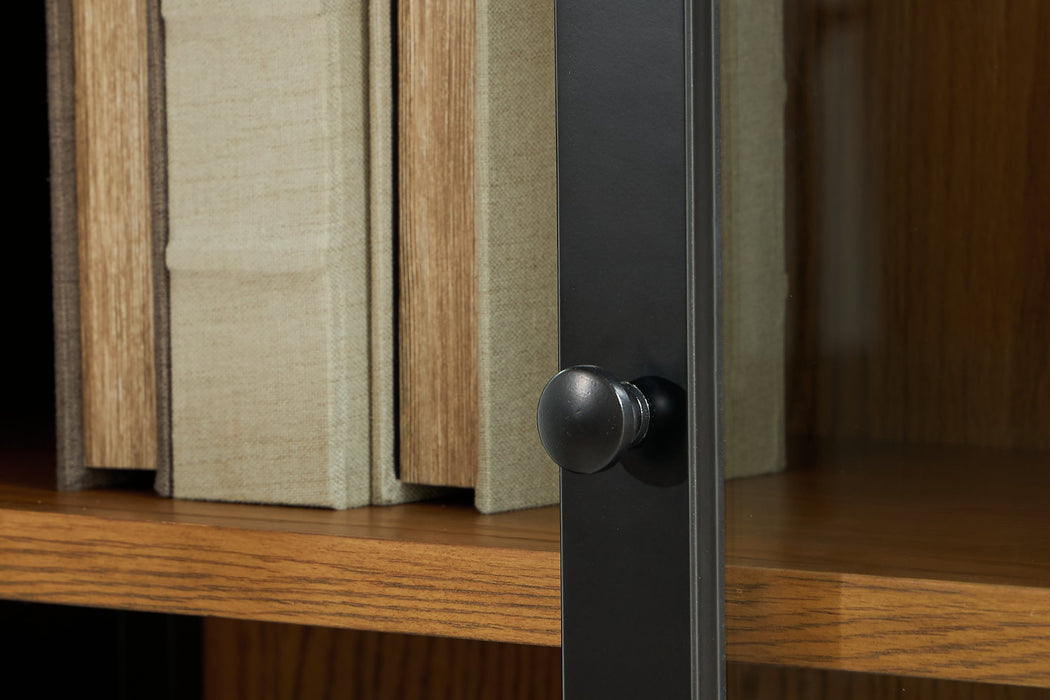Dagandale Accent Cabinet - Faith Furniture (Manhattan, KS)