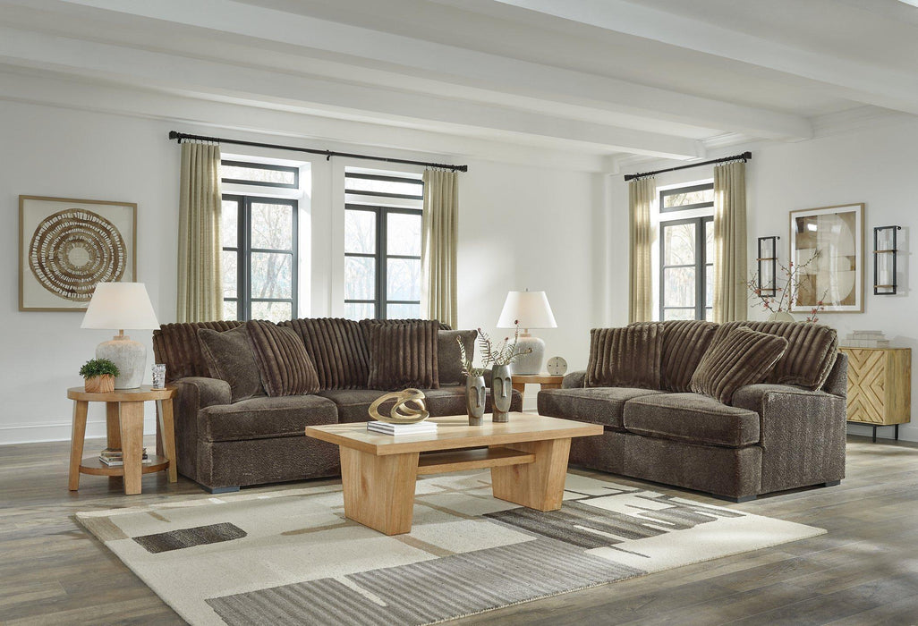 Aylesworth Upholstery Package - Faith Furniture (Manhattan, KS)
