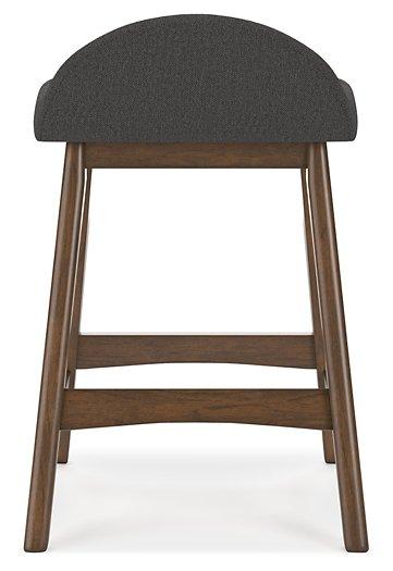 Lyncott Dining Room Set - Faith Furniture (Manhattan, KS)