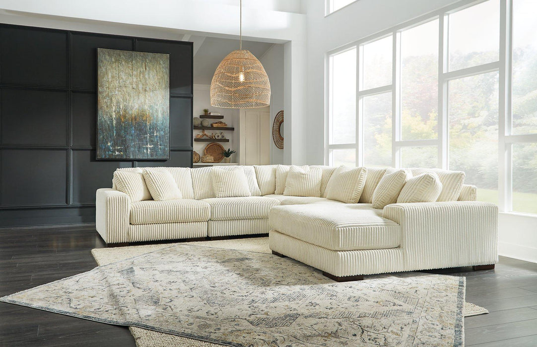 Lindyn Sectional with Chaise - Faith Furniture (Manhattan, KS)