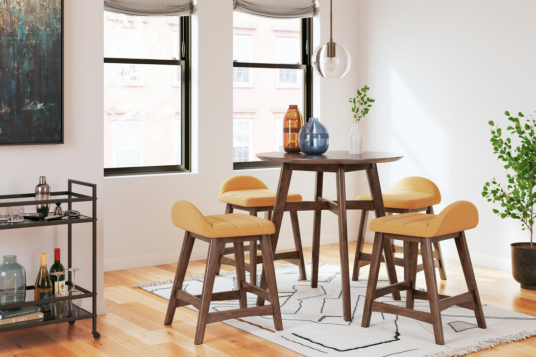 Lyncott Dining Room Set - Faith Furniture (Manhattan, KS)