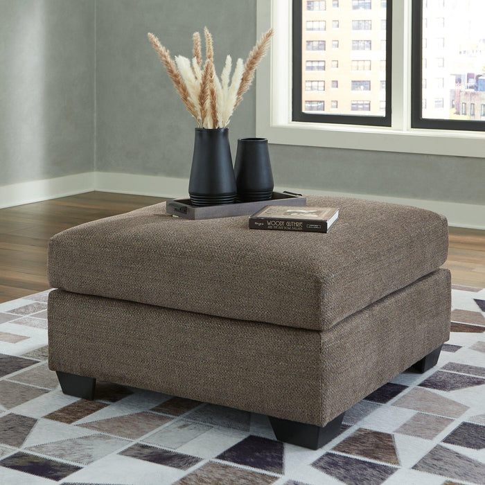 Mahoney Living Room Set - Faith Furniture (Manhattan, KS)