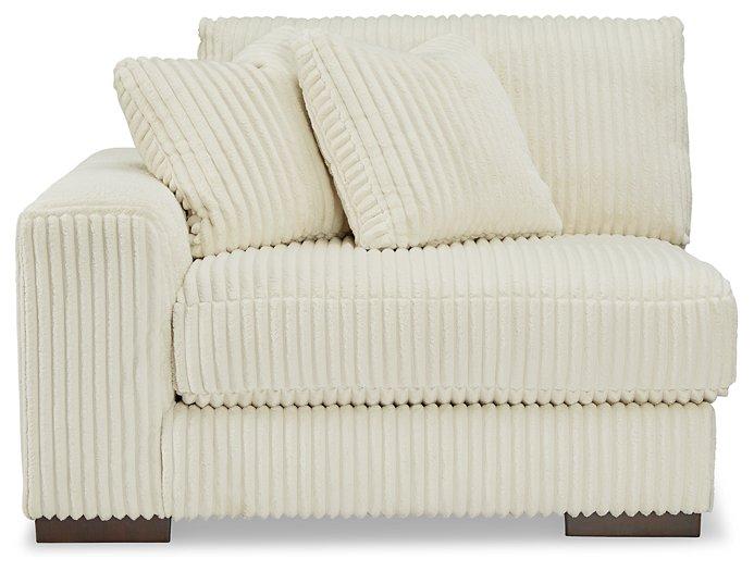 Lindyn Sectional - Faith Furniture (Manhattan, KS)