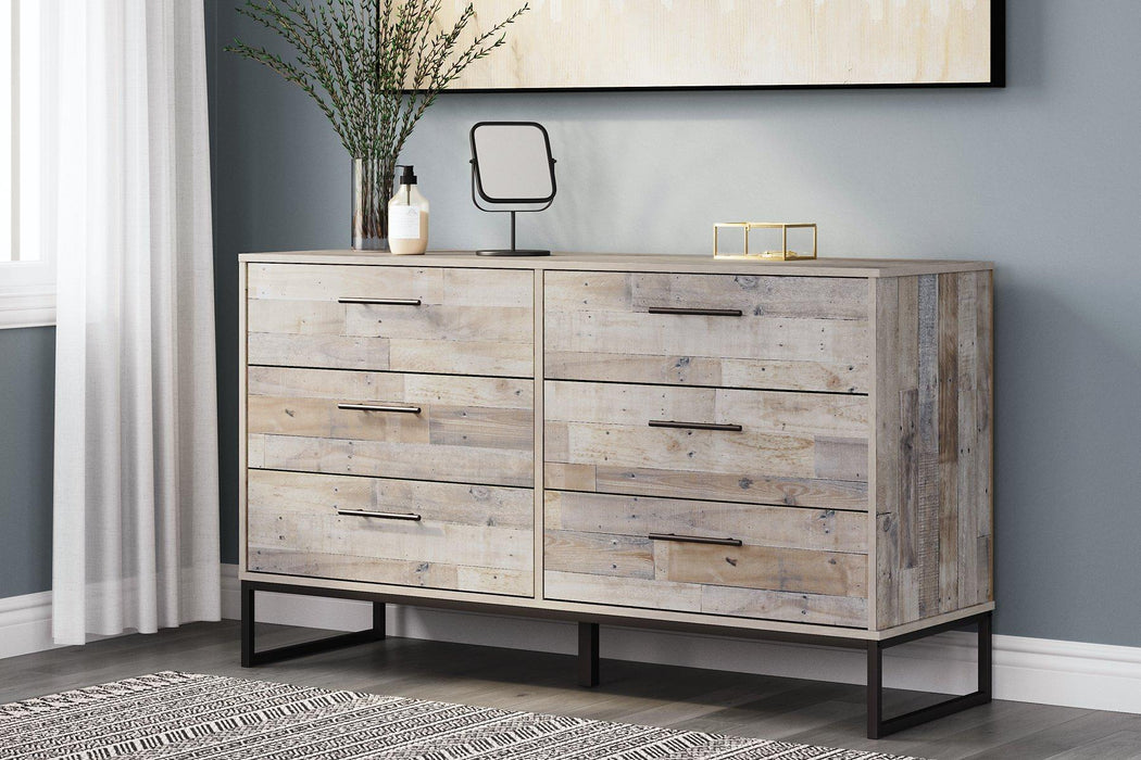 Neilsville Dresser - Faith Furniture (Manhattan, KS)