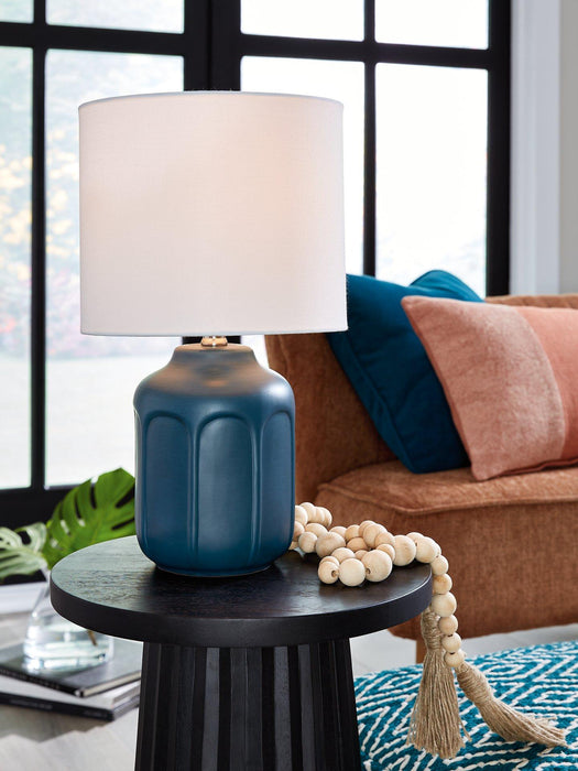 Gierburg Lamp Set - Faith Furniture (Manhattan, KS)