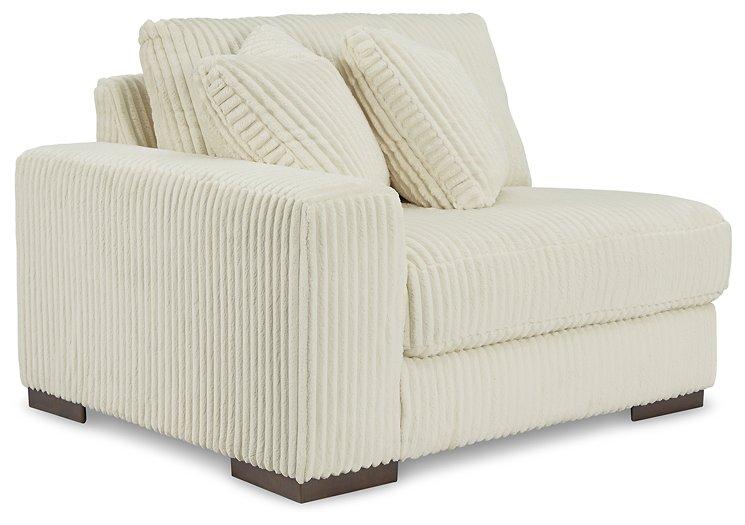 Lindyn Sectional with Chaise - Faith Furniture (Manhattan, KS)