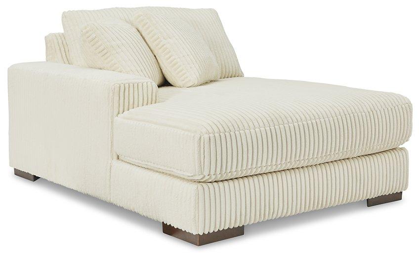 Lindyn Sectional with Chaise - Faith Furniture (Manhattan, KS)