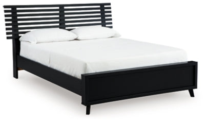 Danziar Queen Slat Bed - Faith Furniture (Manhattan, KS)