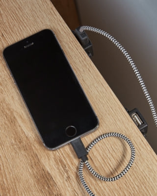 Hyanna Nightstand - Faith Furniture (Manhattan, KS)