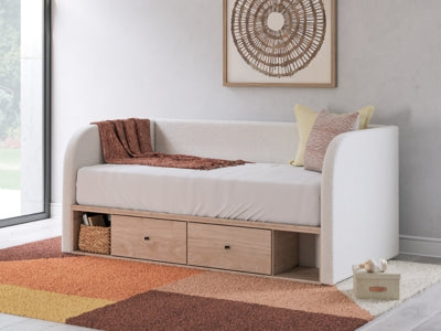 Arloster Upholstered Bed - Faith Furniture (Manhattan, KS)