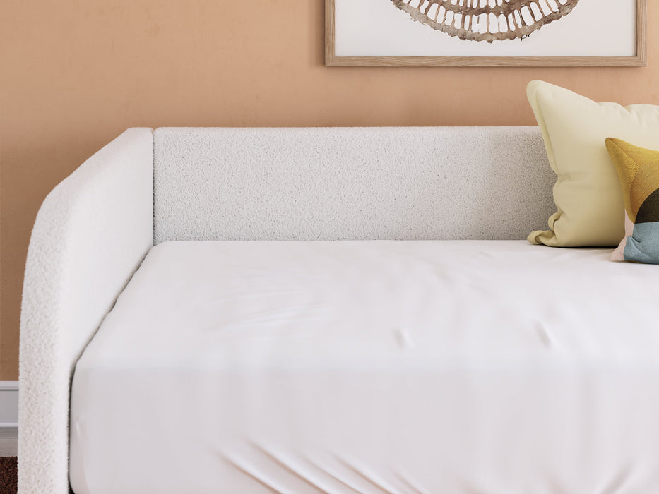 Arloster Upholstered Bed - Faith Furniture (Manhattan, KS)