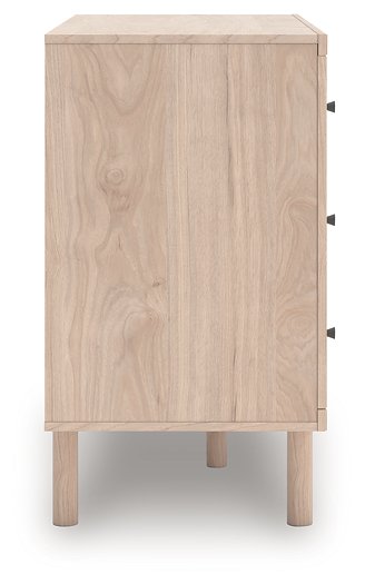 Arloster Dresser - Faith Furniture (Manhattan, KS)