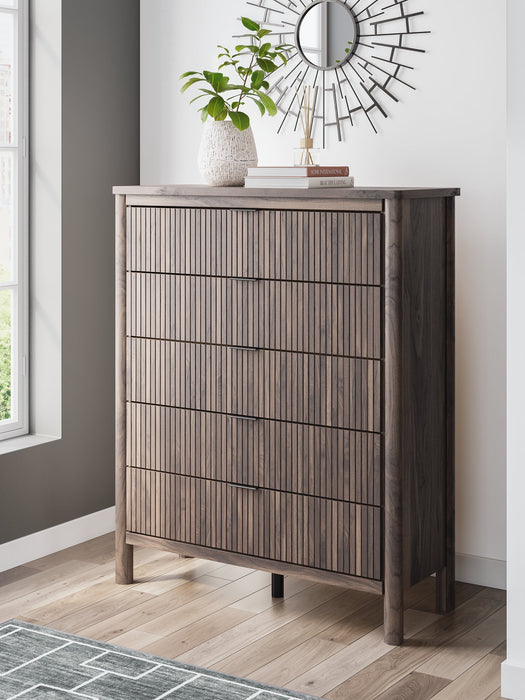 Pamytta Wide Chest of Drawers - Faith Furniture (Manhattan, KS)