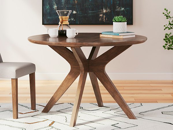 Lyncott Dining Room Set - Faith Furniture (Manhattan, KS)