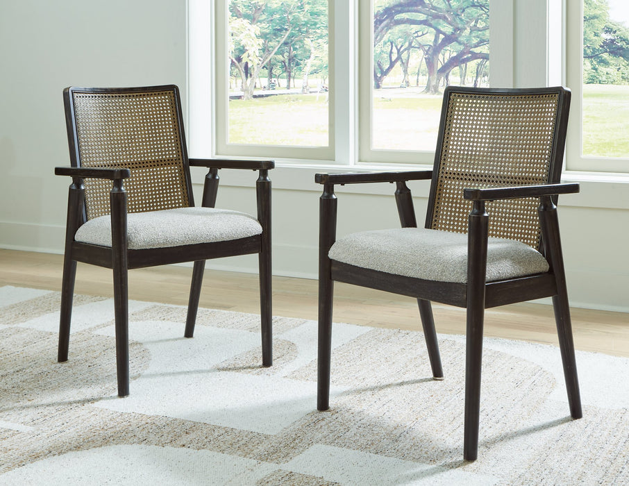 Galliden Dining Room Set - Faith Furniture (Manhattan, KS)