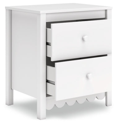 Hallityn Nightstand - Faith Furniture (Manhattan, KS)