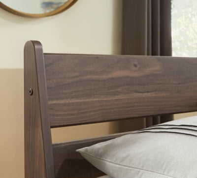 Calverson Bed - Faith Furniture (Manhattan, KS)