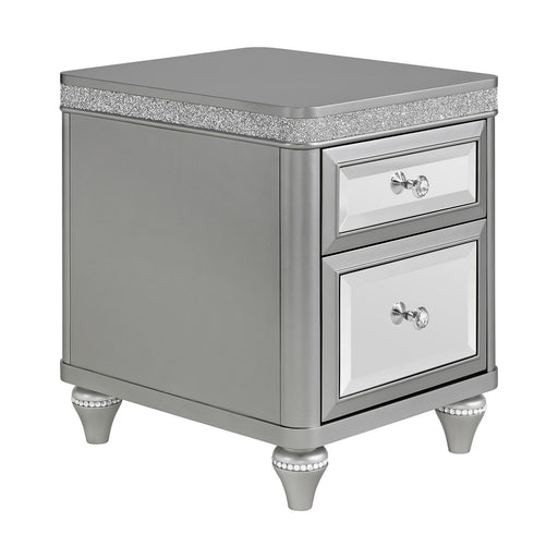 Avril Chairside Table with Power/USB in Silver - Faith Furniture (Manhattan, KS)