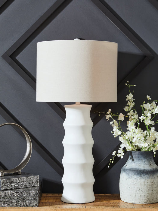Veraleigh Table Lamp - Faith Furniture (Manhattan, KS)