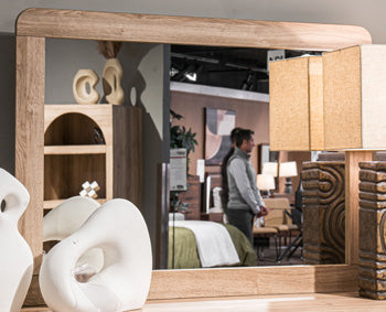 Kinlanni Bedroom Mirror - Faith Furniture (Manhattan, KS)