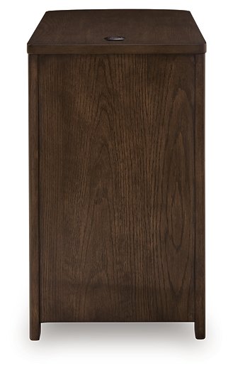 Camdill Chairside End Table - Faith Furniture (Manhattan, KS)