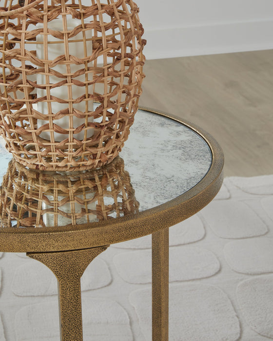 Korajane End Table - Faith Furniture (Manhattan, KS)