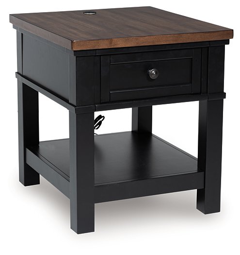 Wildenauer End Table - Faith Furniture (Manhattan, KS)