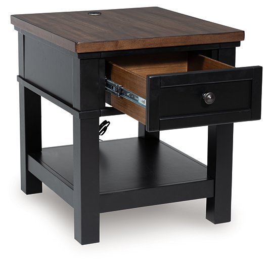 Wildenauer End Table - Faith Furniture (Manhattan, KS)