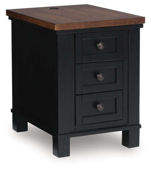Wildenauer Chairside End Table - Faith Furniture (Manhattan, KS)