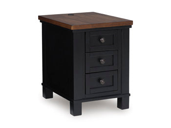 Wildenauer Chairside End Table - Faith Furniture (Manhattan, KS)