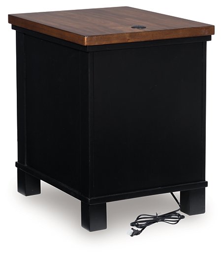 Wildenauer Chairside End Table - Faith Furniture (Manhattan, KS)