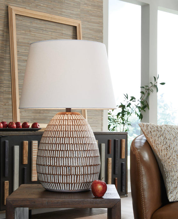 Darrich Lamp Set - Faith Furniture (Manhattan, KS)