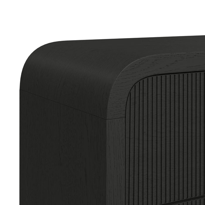 Ridgemont 5-Drawer Chest in Black with Grain