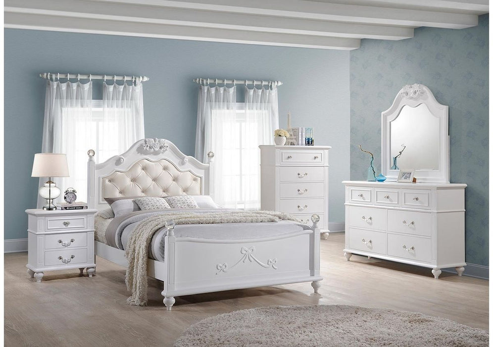 Elements International Alana Twin Bed in White Lacquer - Faith Furniture (Manhattan, KS)