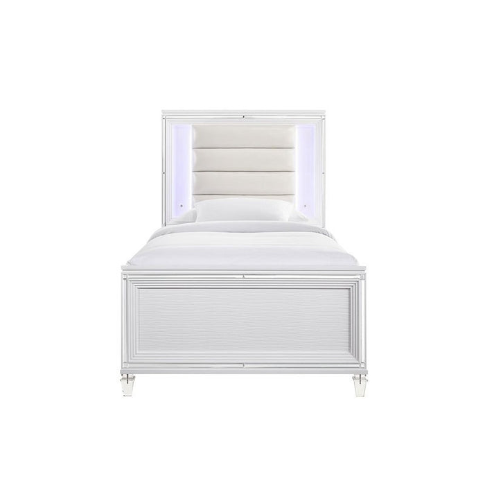 Elements International Twenty Nine Youth Full Panel Bed in White - Faith Furniture (Manhattan, KS)