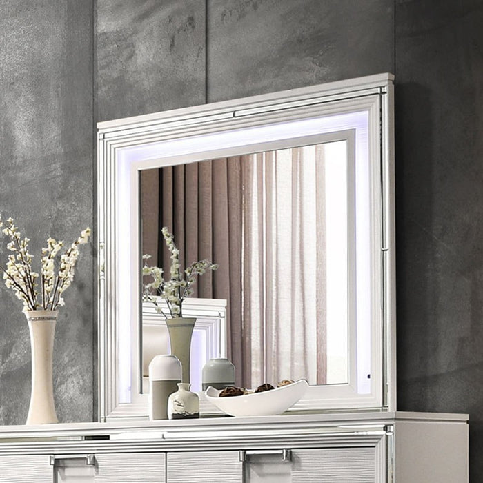 Elements International Twenty Nine Youth Mirror in White - Faith Furniture (Manhattan, KS)